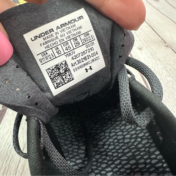 NWOT Under Armour track & field running shoes sz W 12.5 HOVR smoke rider UNISEX - Picture 6 of 9